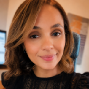 Profile photo of Juliana